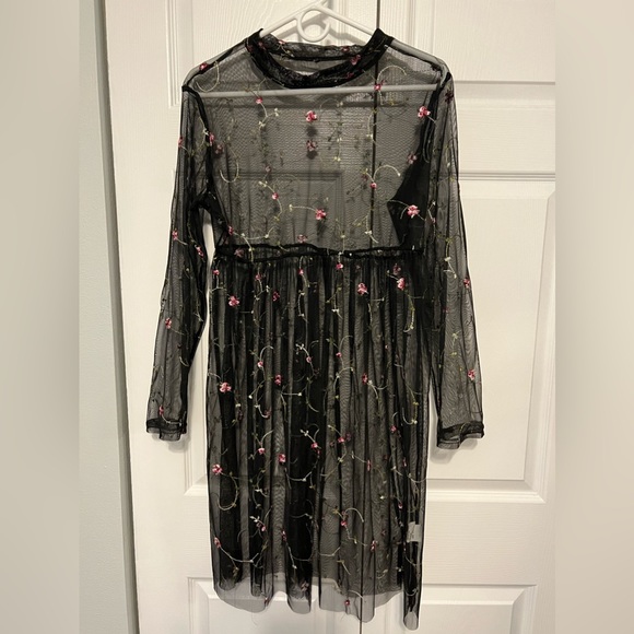 Dresses & Skirts - Brand new dress that’s see through and will look great over jeans or shorts.